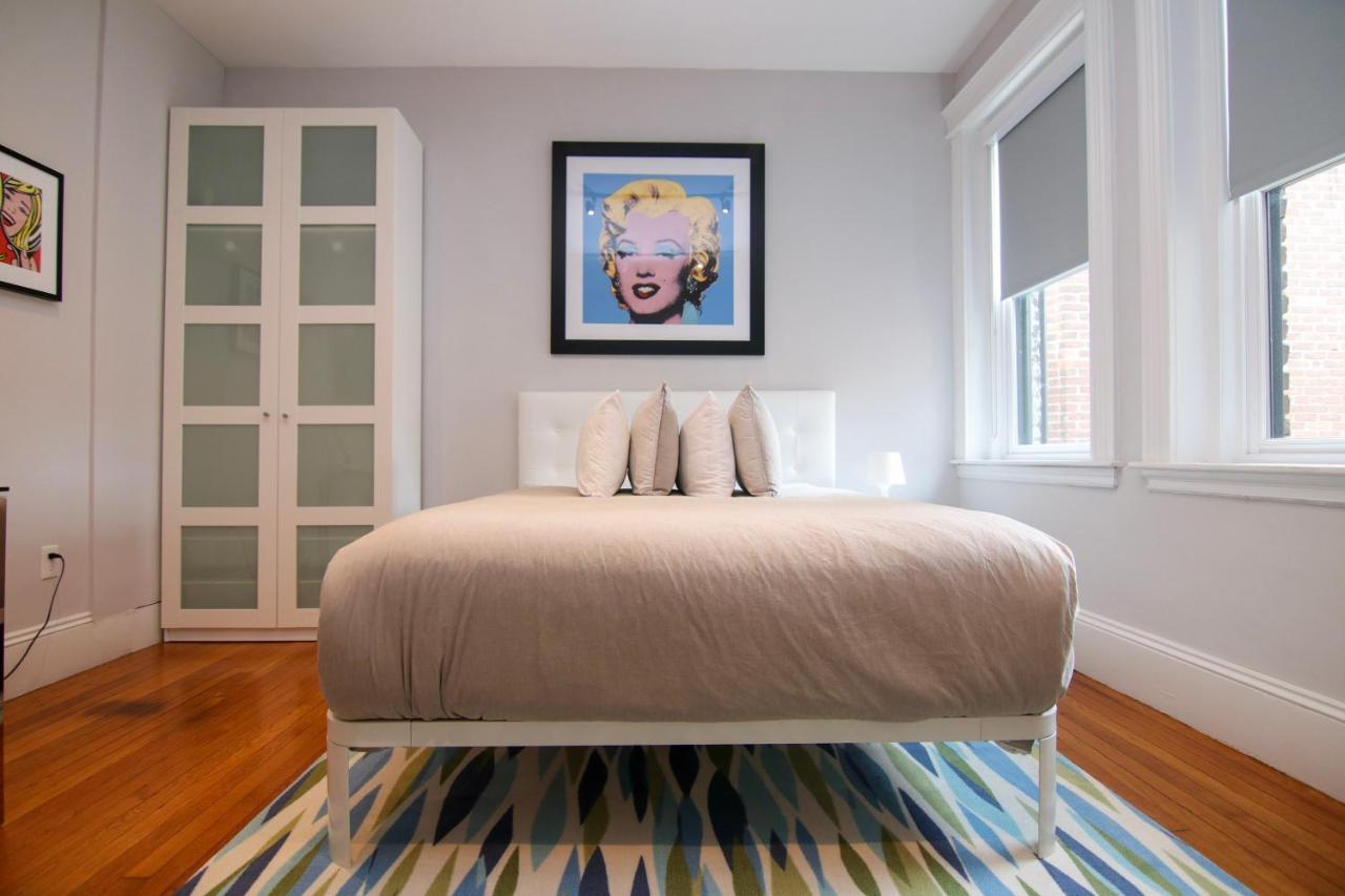 A Stylish Stay W/ A Queen Bed, Heated Floors.. #31 บรูคไลน์ ภายนอก รูปภาพ